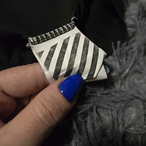 Off-white Short Sleeve T Shirt - Picture 3 of 7